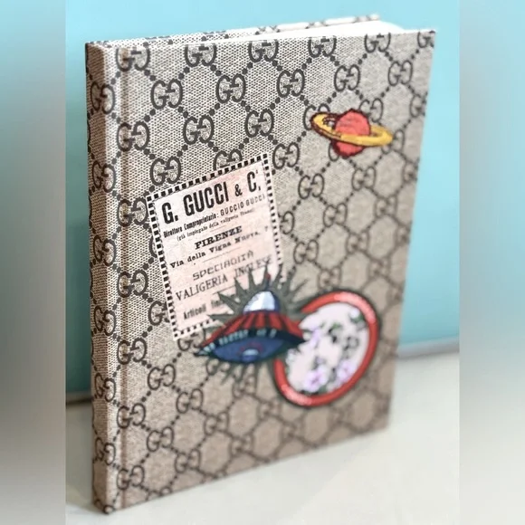 GUCCI Notebook - Picture 2 of 4